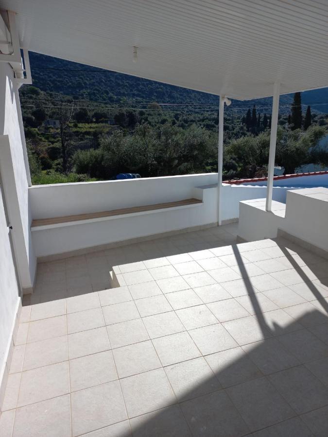Ambelos View Kotronas